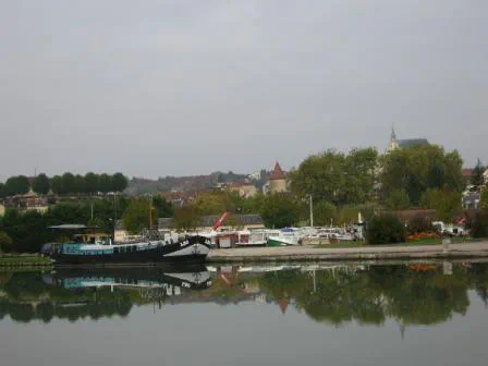 Unser Standplatz in St. Florentin. Winter 2008/09 bis Winter 2011/12.