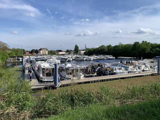 Verkaufshafen in St. Jean de Losne
