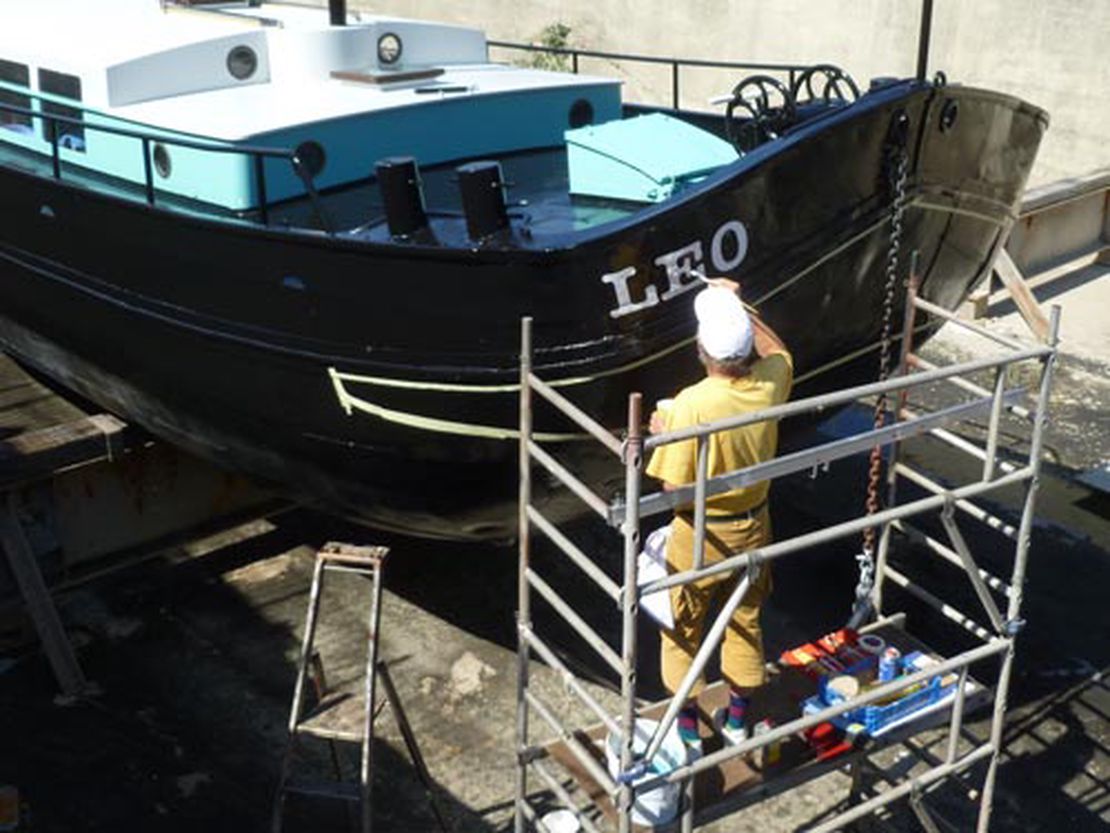 Bei dieser Gelegeheit wird LEO neu beschriftet...